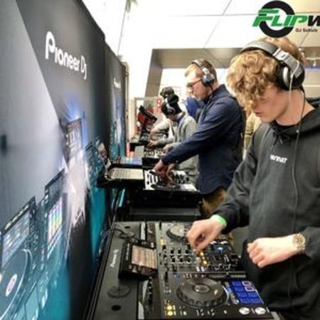 Pioneer DJ @ Mixcon BMW Welt Munich